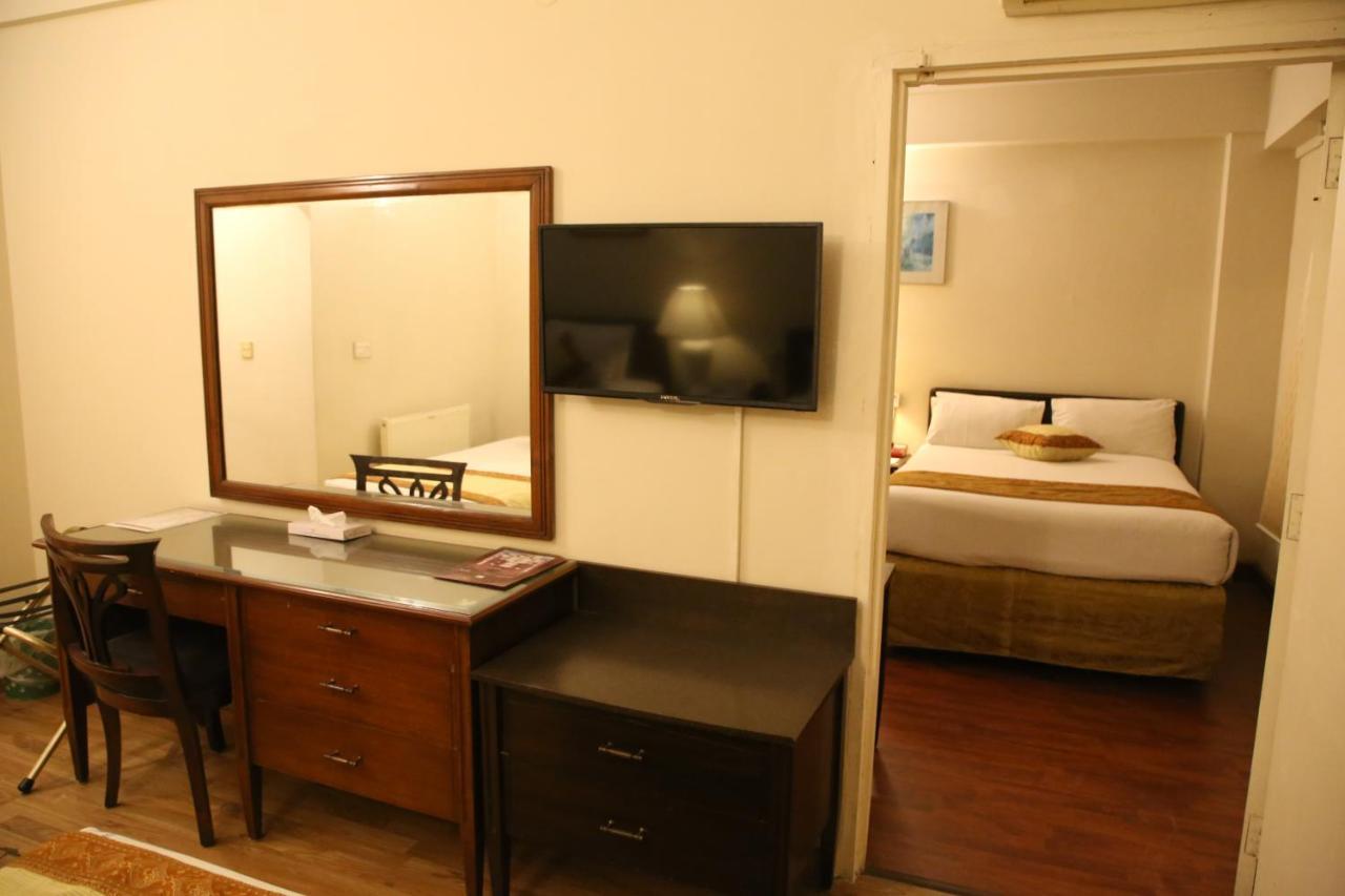 Carlton Tower Hotel Lahore Esterno foto